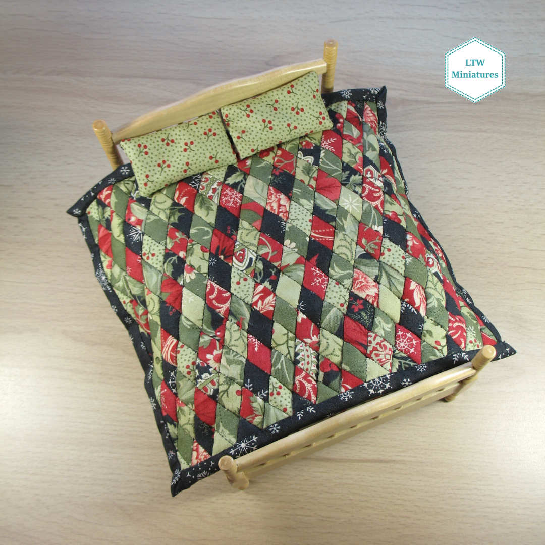 Christmas Dollhouse Miniature Quilt - Dark Diamonds - and Pillows for 1:12 Double Bed
