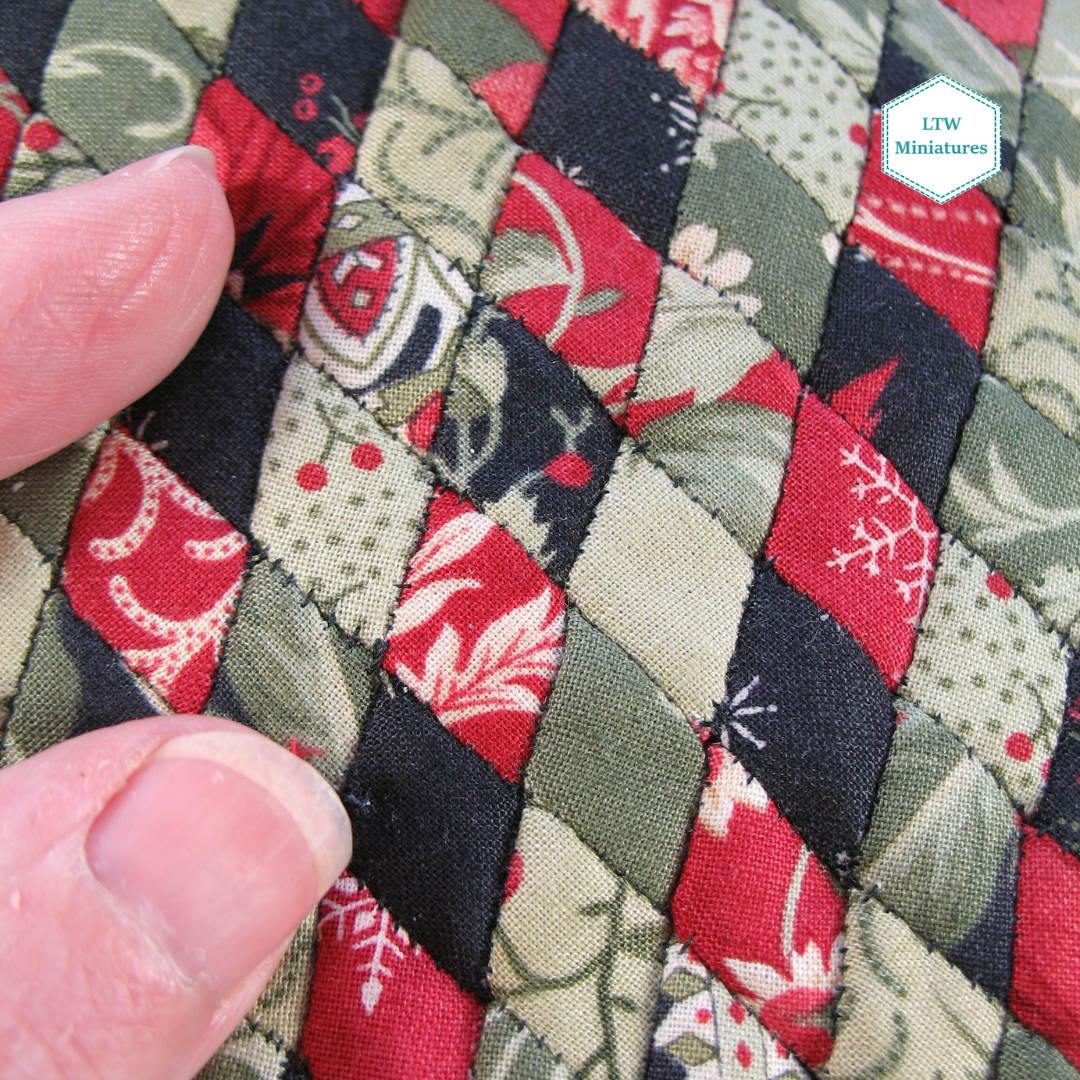 Christmas Dollhouse Miniature Quilt - Dark Diamonds - and Pillows for 1:12 Double Bed