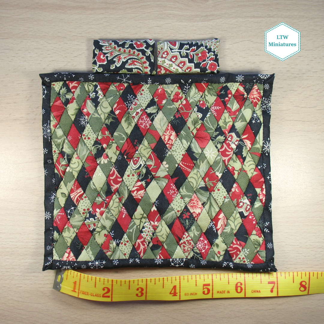 Christmas Dollhouse Miniature Quilt - Dark Diamonds - and Pillows for 1:12 Double Bed