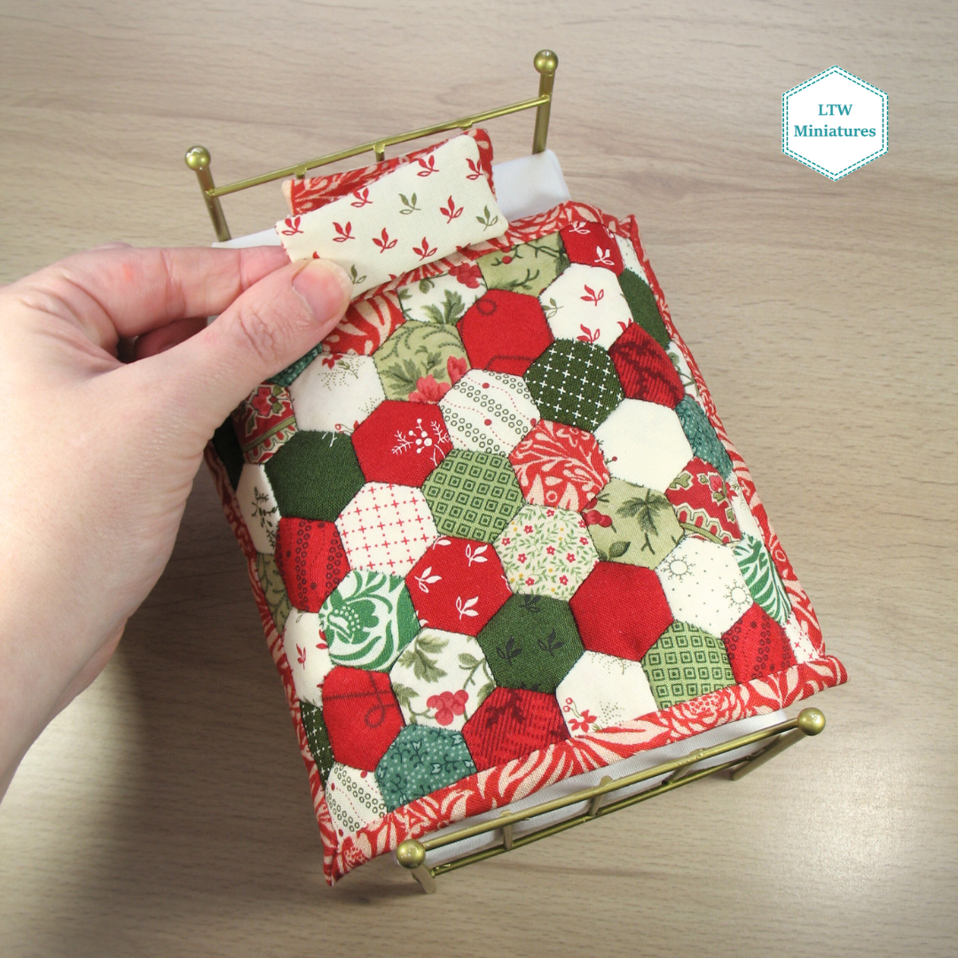 Christmas Hexie Dollhouse Miniature Quilt and Pillows for 1:12 Single Bed