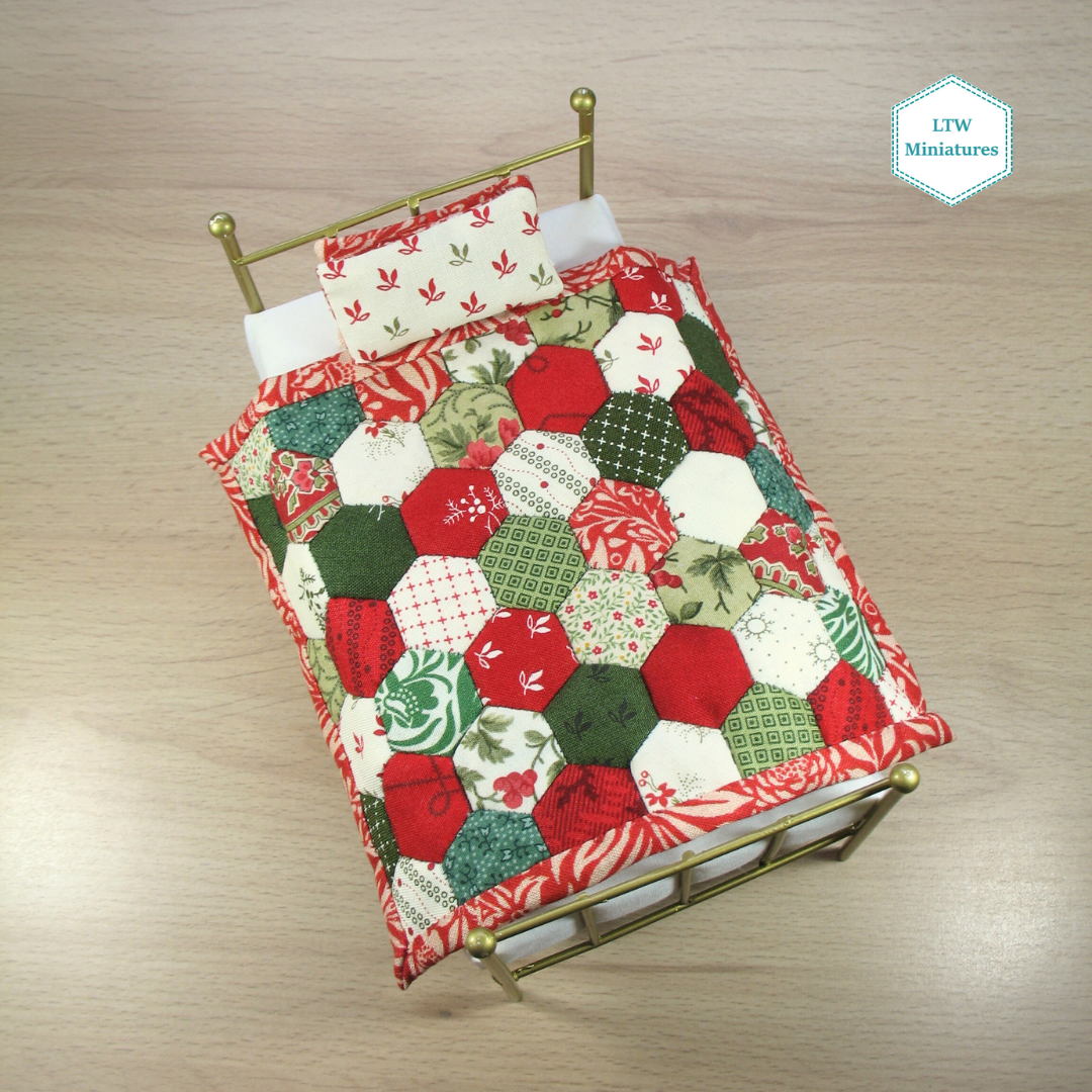 Christmas Hexie Dollhouse Miniature Quilt and Pillows for 1:12 Single Bed