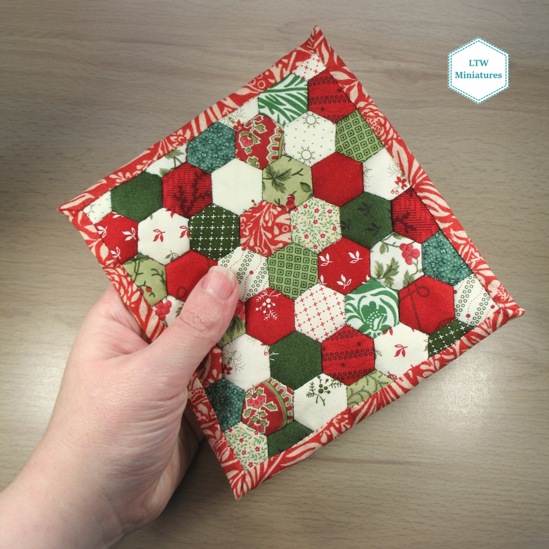 Christmas Hexie Dollhouse Miniature Quilt and Pillows for 1:12 Single Bed