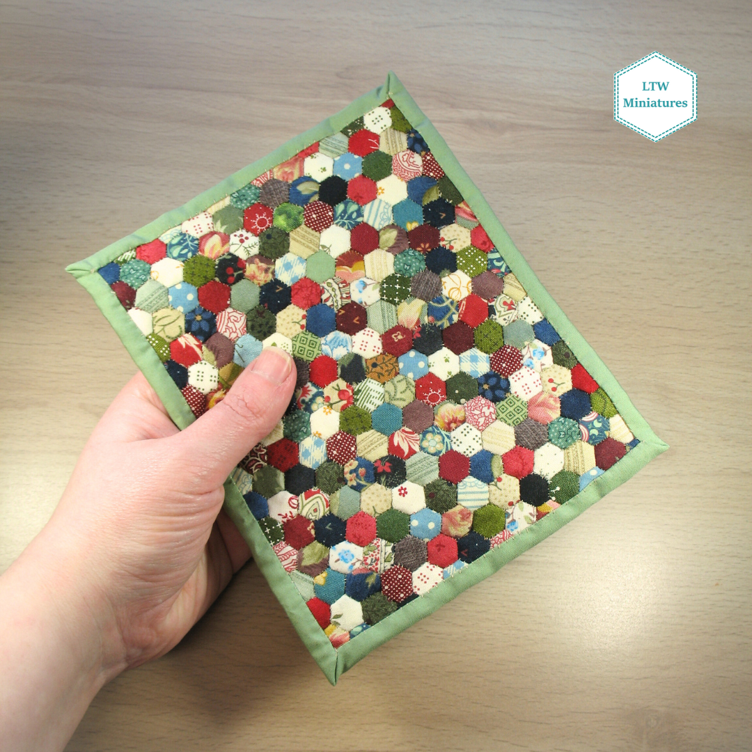 Scrappy Hexies Double Quilt and Pillows for 1:12 Dollhouse