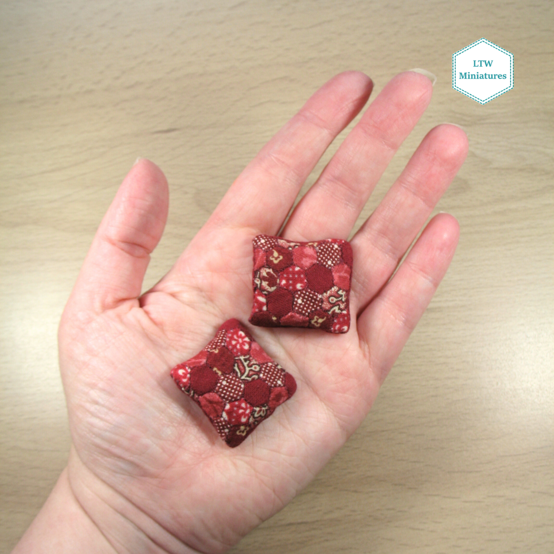Red Hexie Cushion for 1:12 Dollhouse