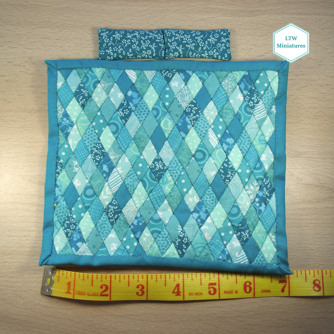 Turquoise Diamonds Double Quilt and Pillows for 1:12 Dollhouse