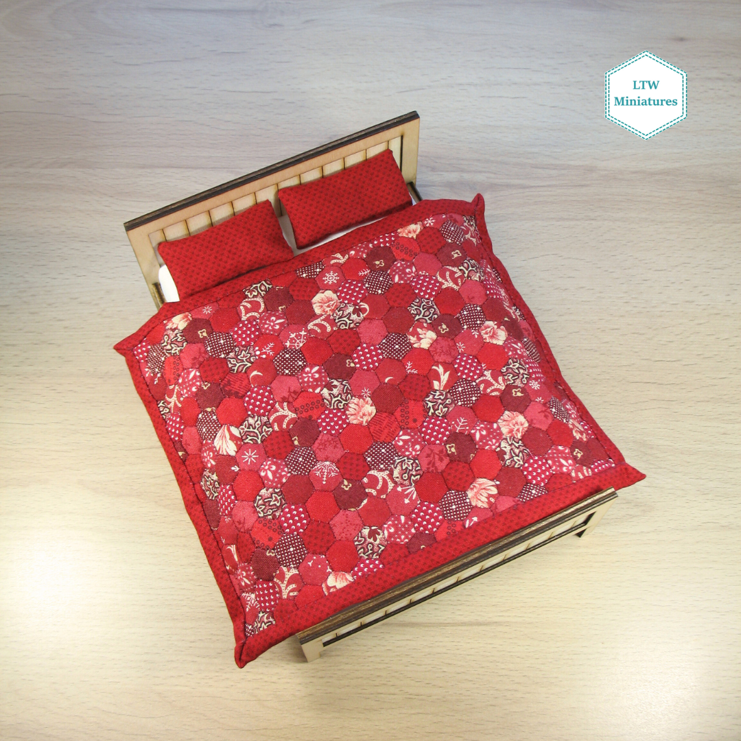 Red Hexies Double Quilt and Pillows for 1:12 Dollhouse