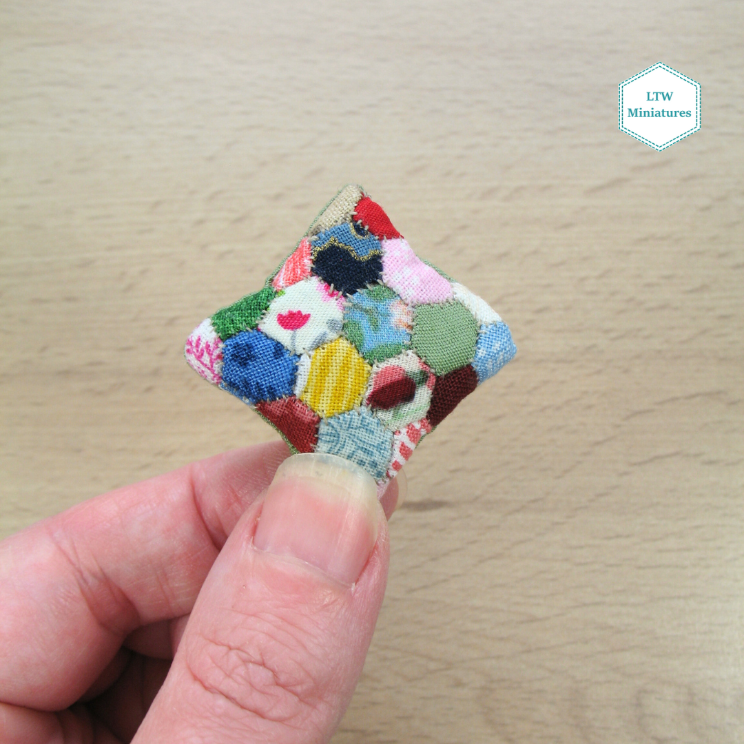 Tiny Hexies 1:12 Dollhouse Cushion