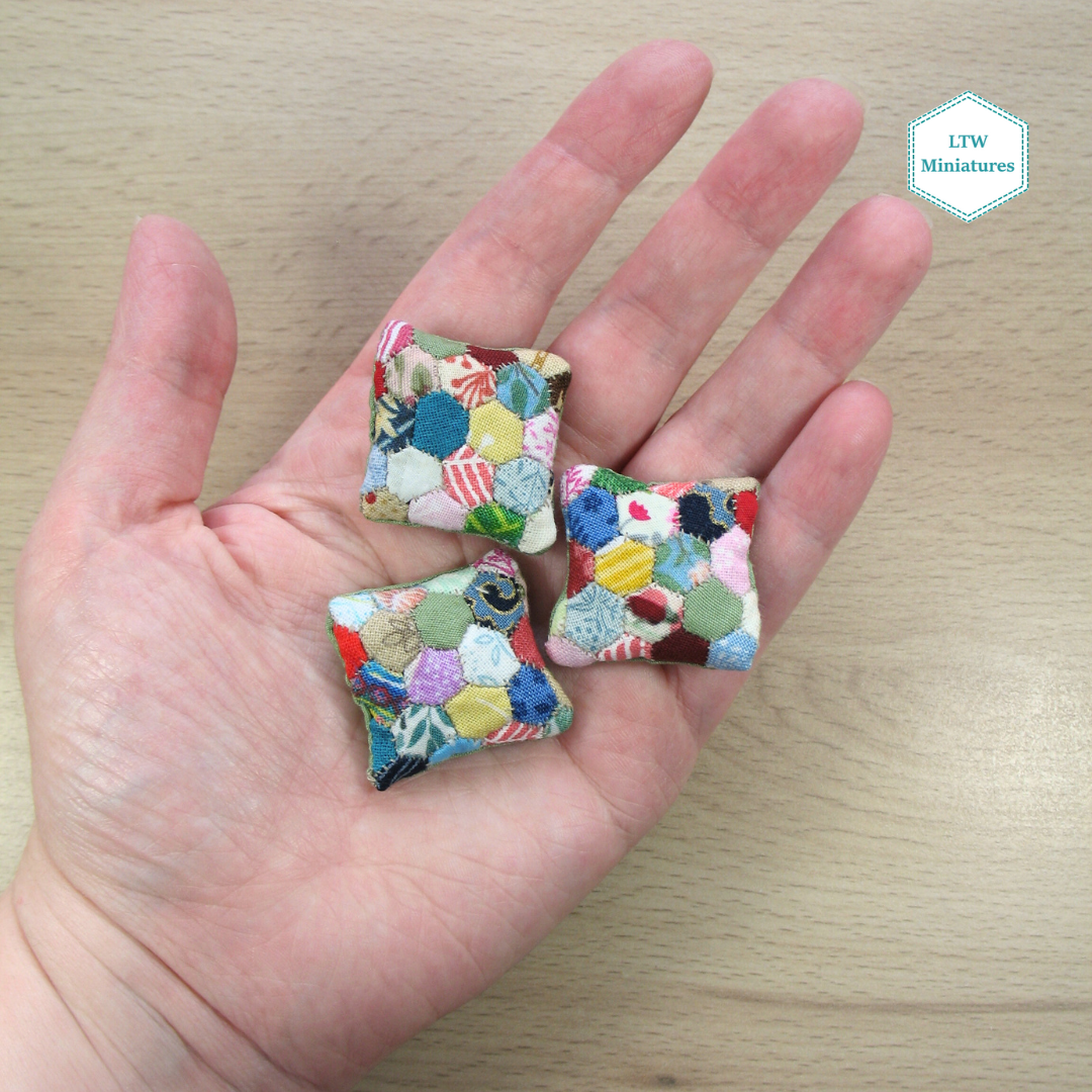 Tiny Hexies 1:12 Dollhouse Cushion