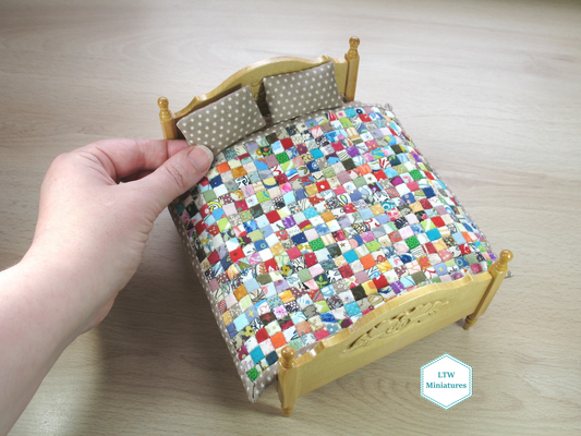 Behind the Seams: the 1/4" square dollhouse quilt