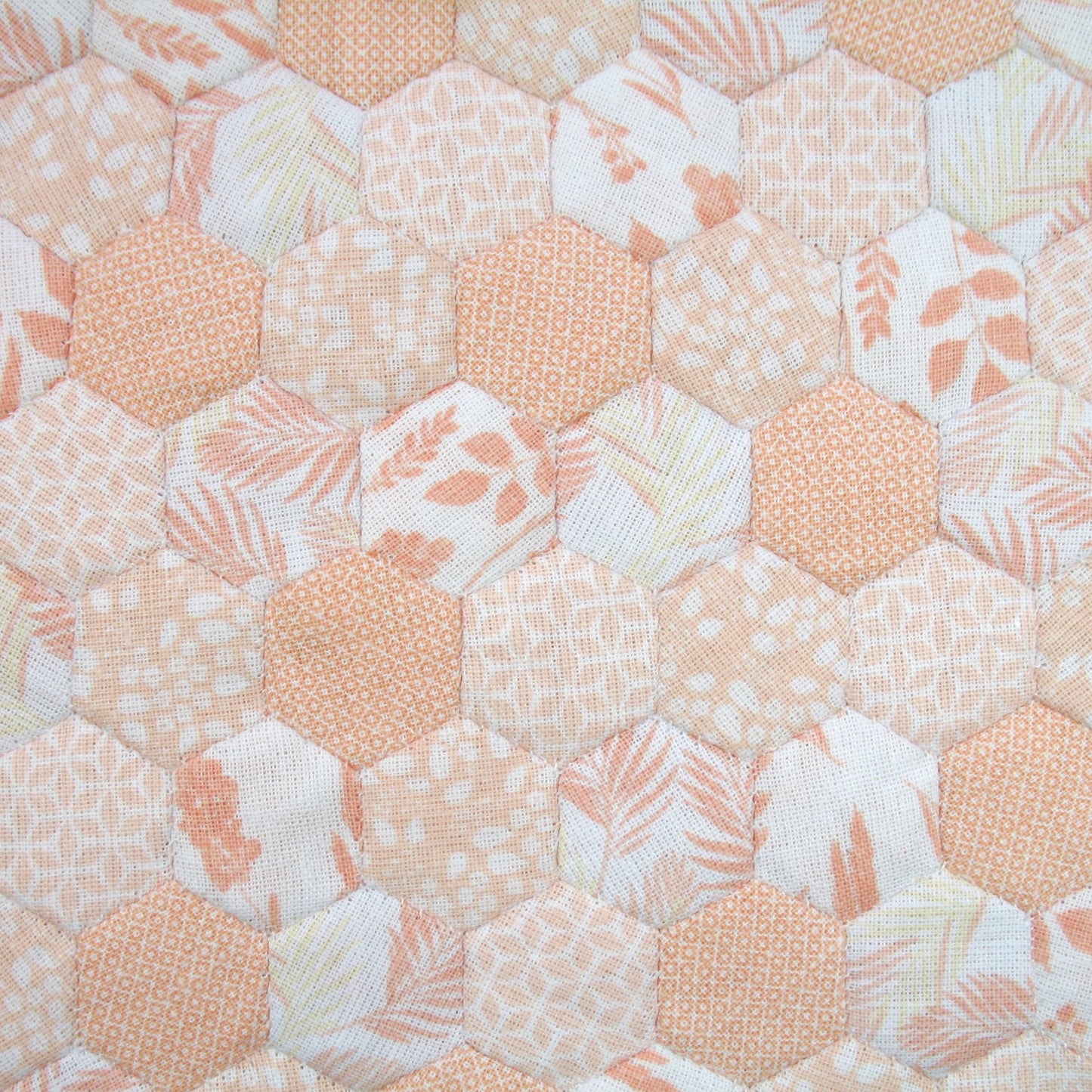 Peach Double Quilt and Pillows for 1:12 Dollhouse