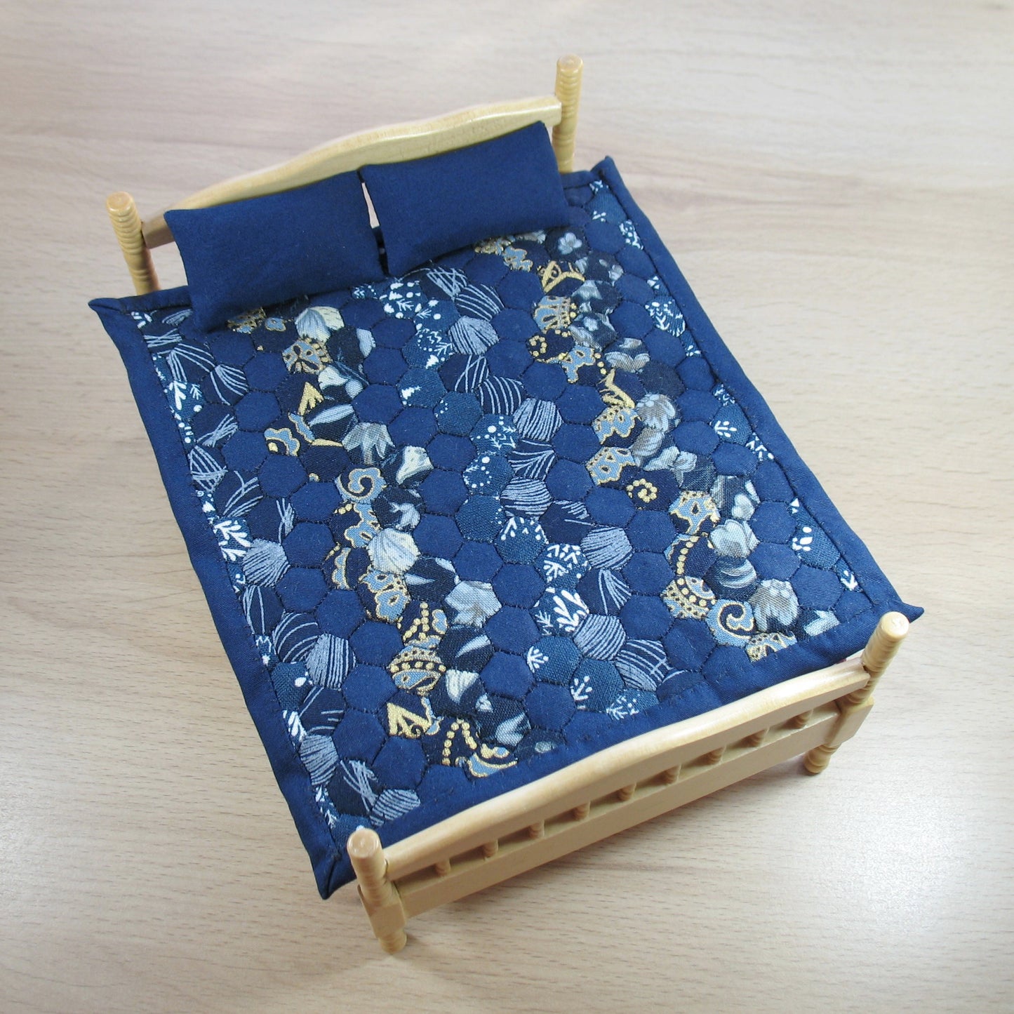 Navy Blue Hexie Zigzag Single Quilt and Pillows for 1:12 Dollhouse