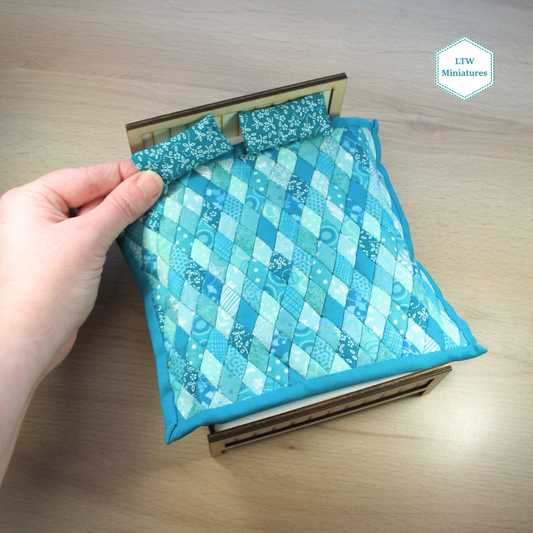 Turquoise Diamonds Double Quilt and Pillows for 1:12 Dollhouse