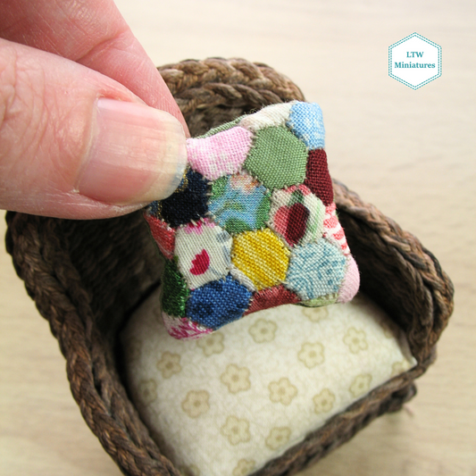 Tiny Hexies 1:12 Dollhouse Cushion